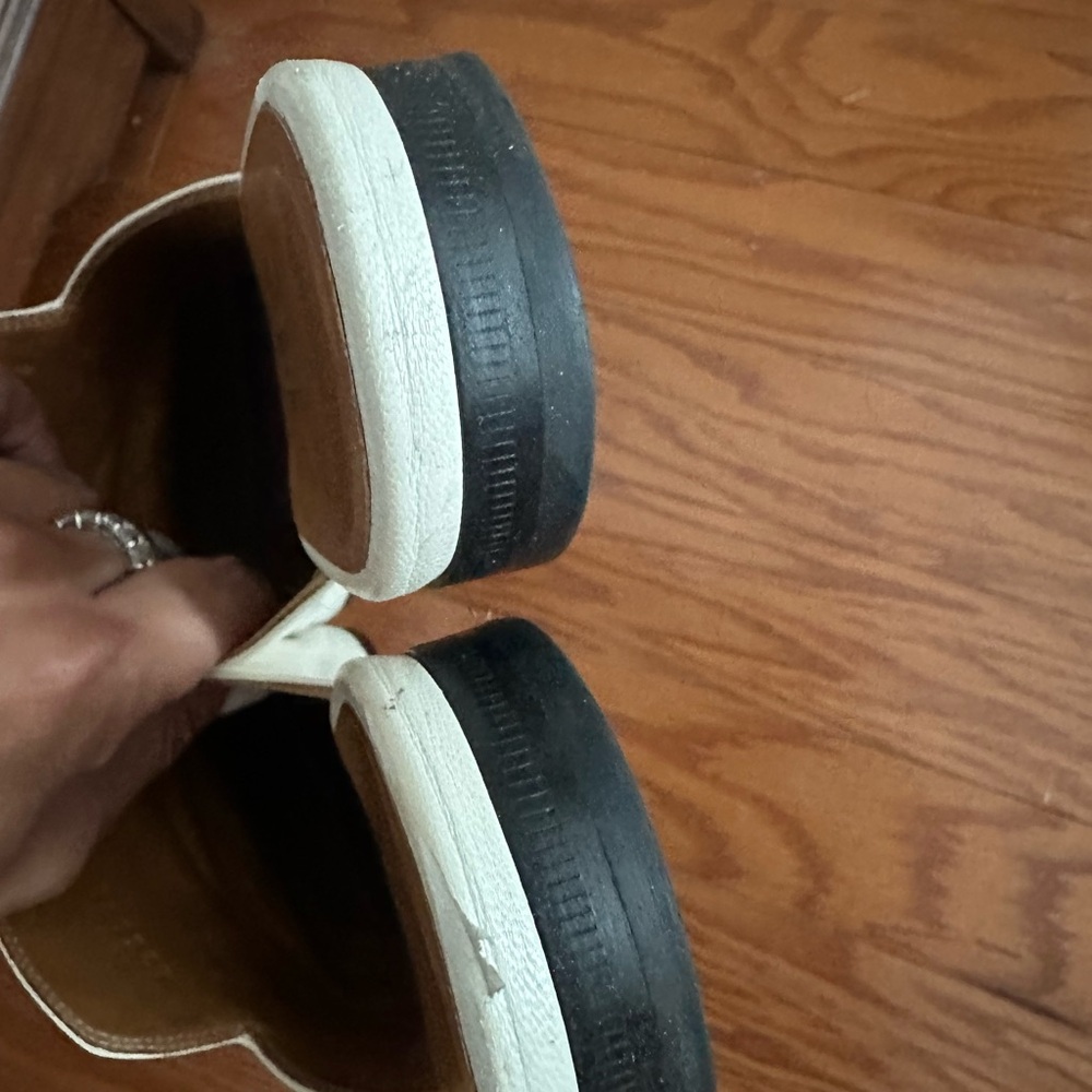 Gucci White Leather Horsebit Mules - Picture 7 of 8